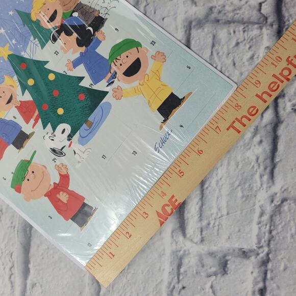 Hallmark Peanuts Charlie Brown Countdown to Christmas Advent Calendar - Picture 13 of 14